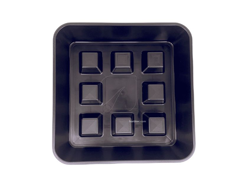 Plato cuadrado elevado